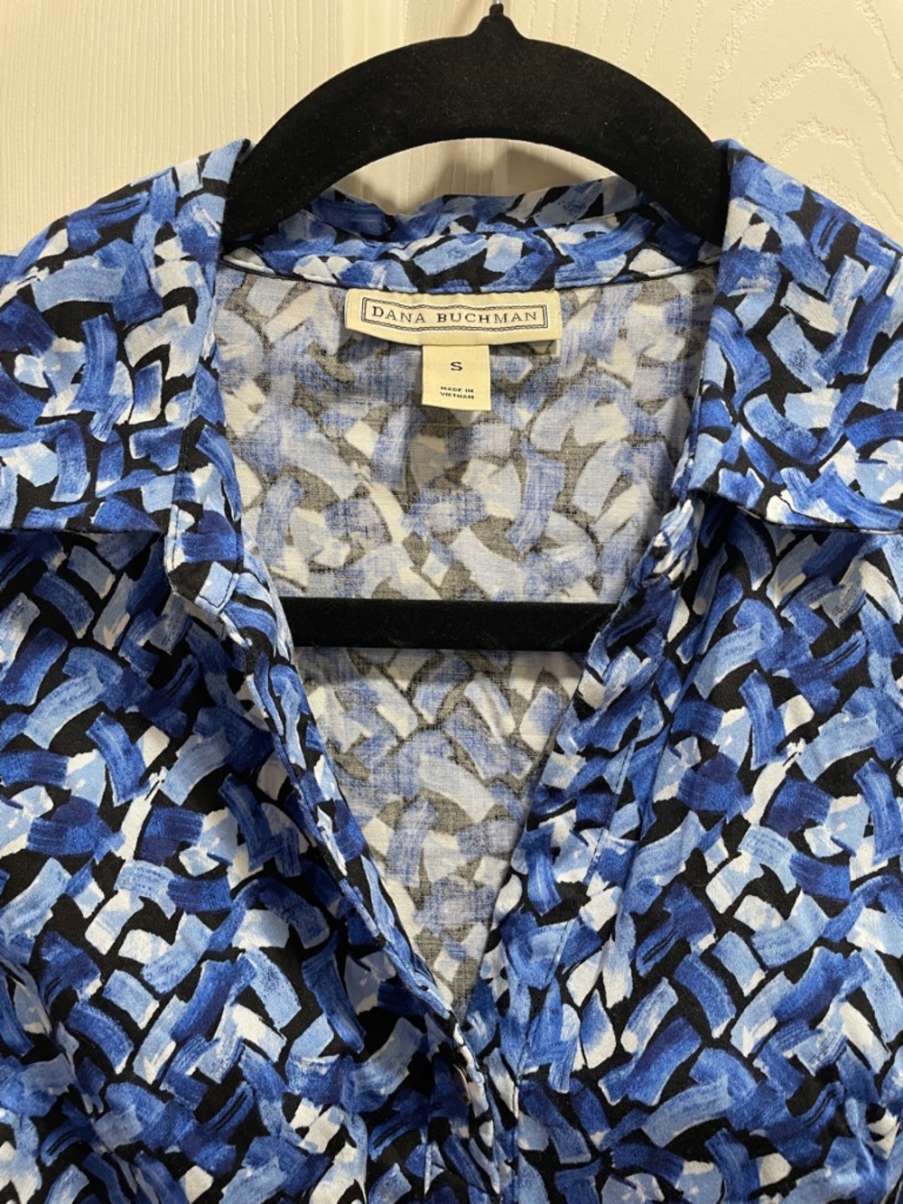 Dana Buchman Blue Abstract Print Button-Down Shirt - Picture 3 of 7